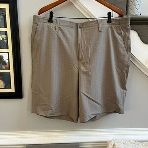 Architect Golf Tan Flat Front Shorts sz 42 NWT